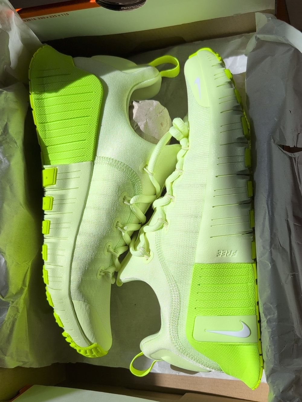 Nike Free Metcon 6 Size 9 - Picture 3 of 4